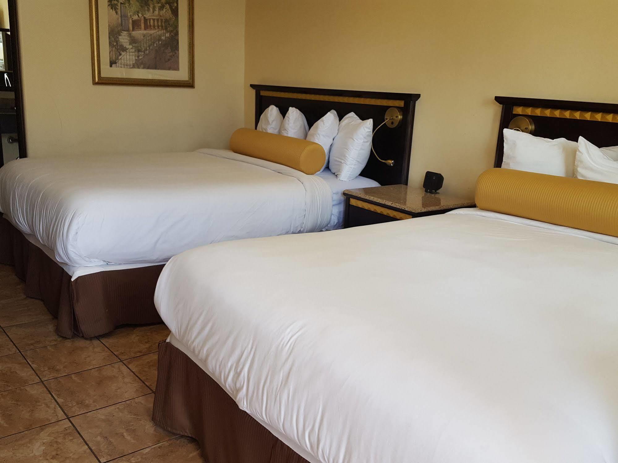Tuscan Garden 3* Los Angeles